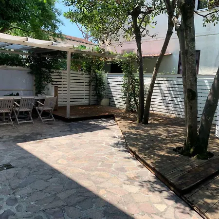 Exclusive Loft 300mt By The Sea Dei Marmi フォルテ・デイ・マルミ