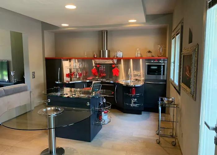 Exclusive Loft 300mt By The Sea Dei Marmi Villa