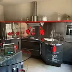 Villa Exclusive Loft 300mt By The Sea Dei Marmi *