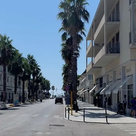 Villa Exclusive Loft 300mt By The Sea Dei Marmi