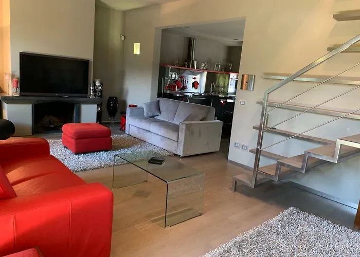 Exclusive Loft 300mt By The Sea Dei Marmi 빌라 *