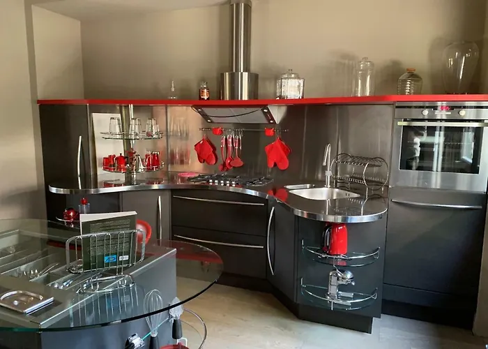 빌라 Exclusive Loft 300mt By The Sea Dei Marmi *