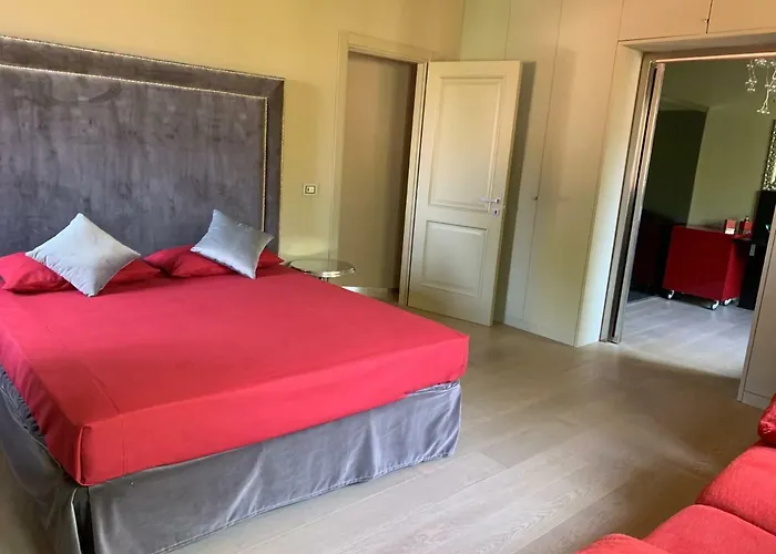 Exclusive Loft 300mt By The Sea Dei Marmi