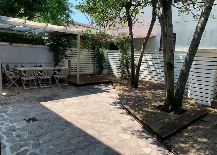 Exclusive Loft 300mt By The Sea Dei Marmi 포르데데이마르미