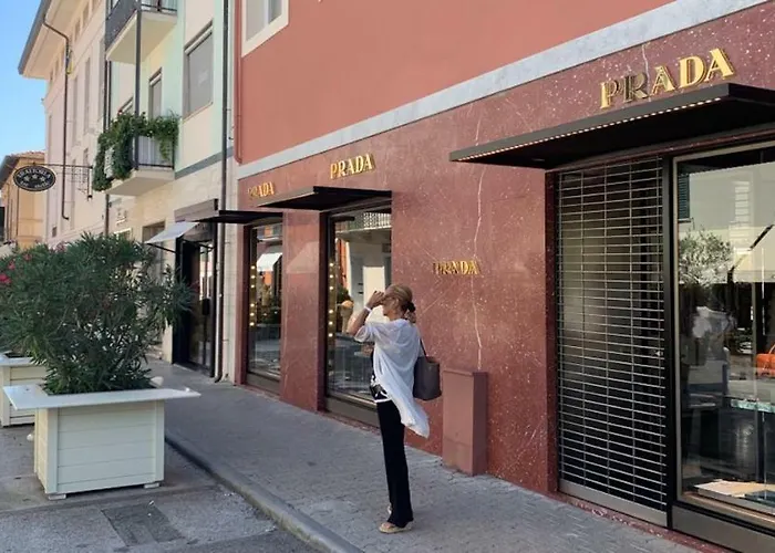 Exclusive Loft 300mt By The Sea Dei Marmi